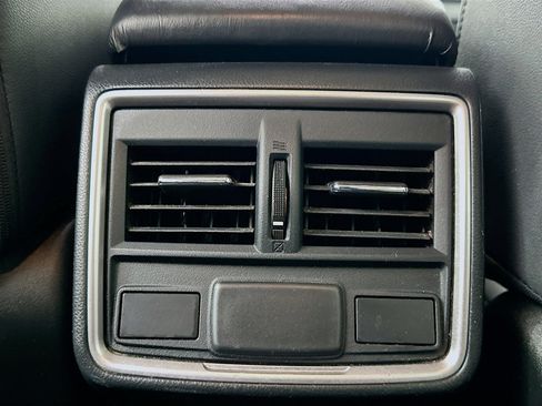 Used 2020 Subaru Forester Premium image 26