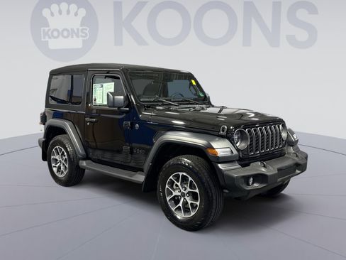 Used 2024 Jeep Wrangler Sport S image 10