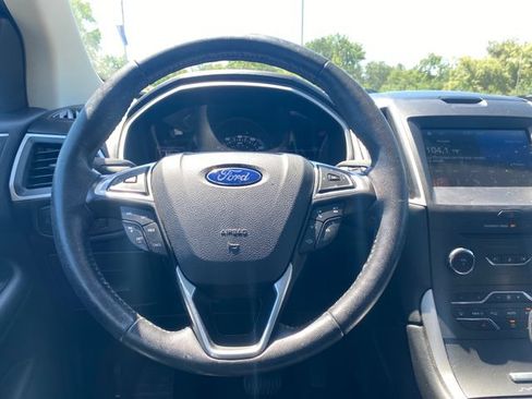 Used 2016 Ford Edge SEL w/ Equipment Group 201A AWD/4WD image 20