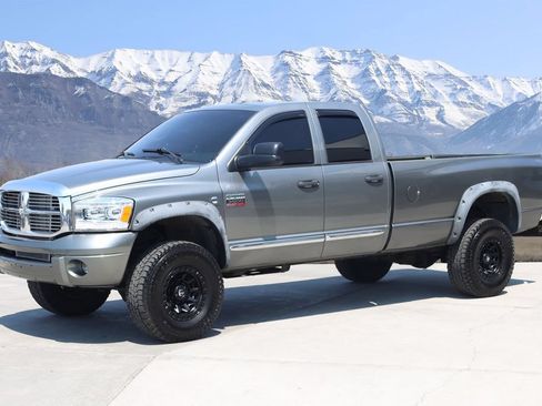 Used 2008 Dodge Ram 3500 Truck Laramie w/ Trailer Tow Group AWD/4WD image 2