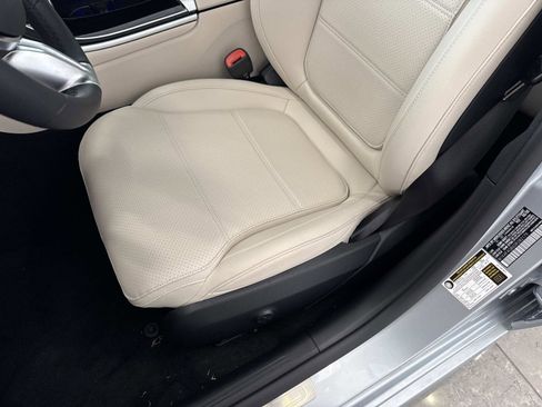 Certified 2025 Mercedes-Benz C 300 Sedan image 18
