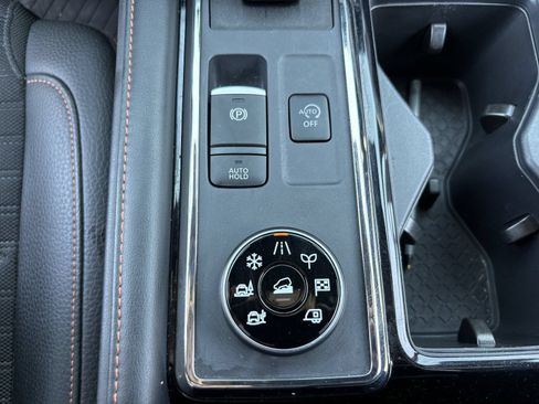 Certified 2025 Nissan Pathfinder Rock Creek AWD/4WD image 27