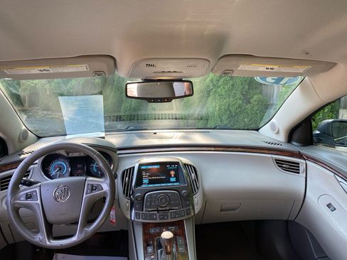 Used 2013 Buick LaCrosse Leather FWD image 17