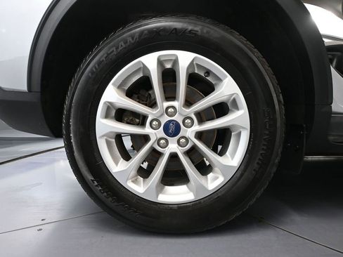 Used 2020 Ford Escape SE FWD image 14