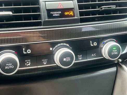 Used 2021 Honda Accord Sport image 15