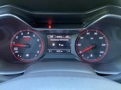 Used 2022 Chevrolet TrailBlazer RS w/ Convenience Package FWD image 21
