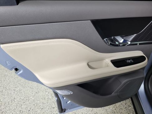 Certified 2022 Lincoln Corsair FWD image 15