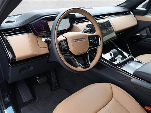 New 2025 Land Rover Range Rover Sport Dynamic SE AWD/4WD image 8