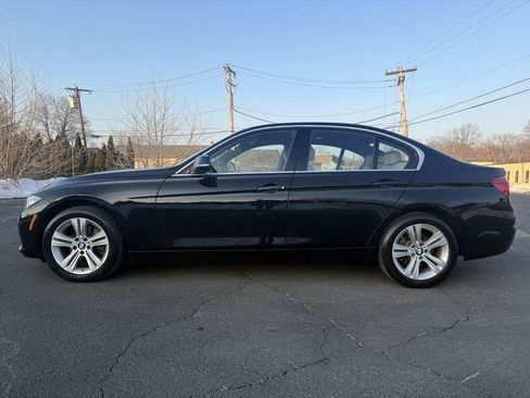Used 2017 BMW 330i xDrive Sedan image 4