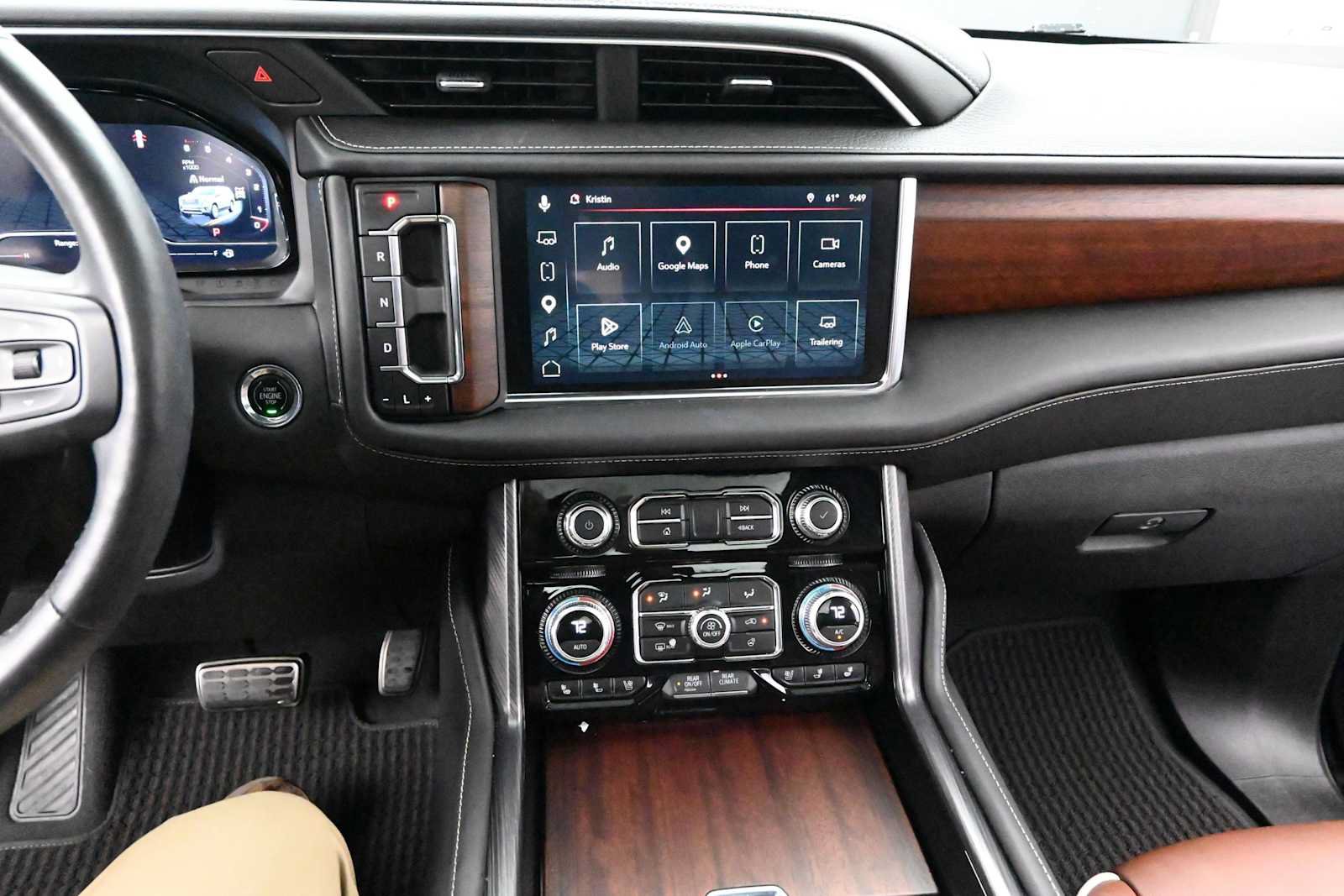 Used 2023 GMC Yukon XL Denali Ultimate AWD/4WD image 19