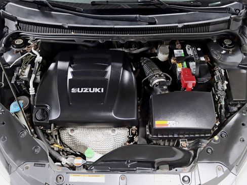 Used 2011 Suzuki Kizashi Sport GTS AWD/4WD image 33