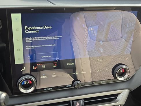 New 2025 Lexus RX 450h AWD w/ Luxury Package image 12