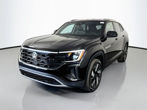 Used 2026 Volkswagen Atlas Cross Sport SE FWD image 4