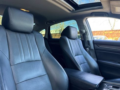 Certified 2018 Honda Accord Touring image 31