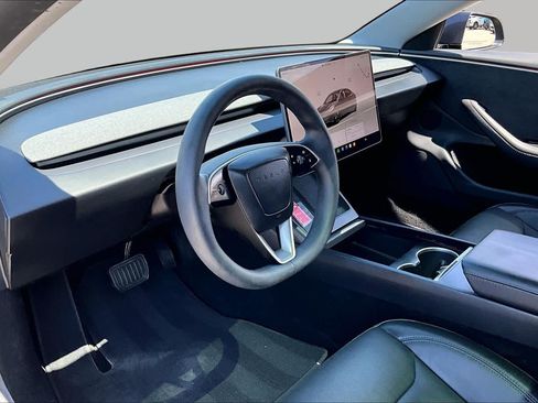 Used 2025 Tesla Model 3 Long Range AWD/4WD image 16