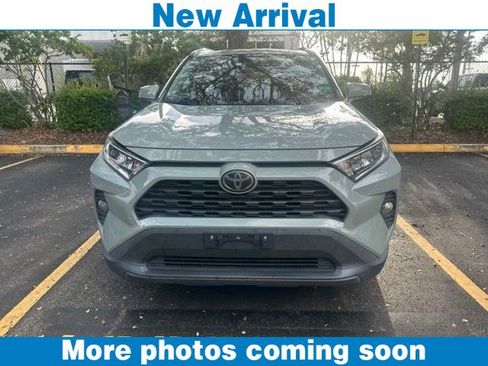Used 2020 Toyota RAV4 XLE w/ Convenience Package AWD/4WD image 1