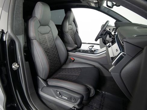 Used 2025 Audi RS Q8 performance image 31