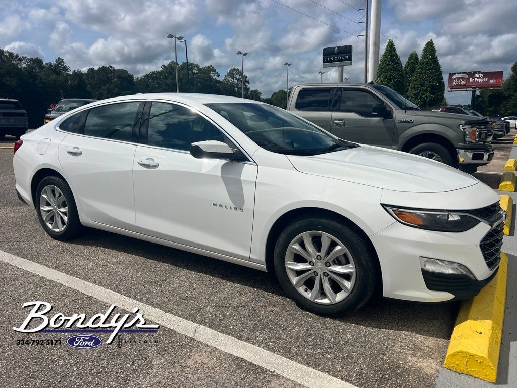 Used 2024 Chevrolet Malibu LT FWD image 3
