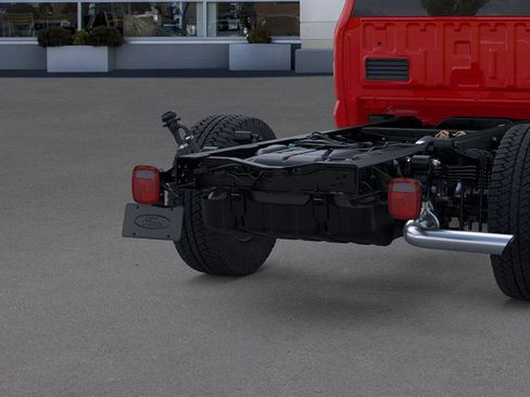 New 2025 Ford F350 XL w/ XL Chrome Package image 21
