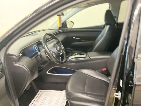 Used 2023 Hyundai Tucson Limited image 3