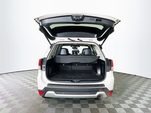 Used 2019 Subaru Forester Touring image 31