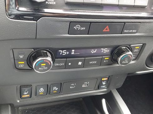 Used 2024 Nissan Frontier SV w/ Technology Package AWD/4WD image 40