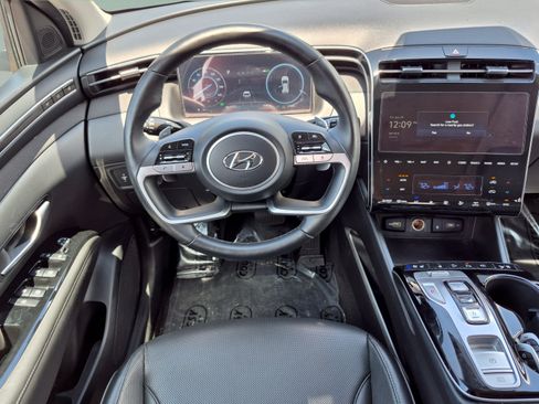 Certified 2023 Hyundai Tucson Limited AWD/4WD image 14