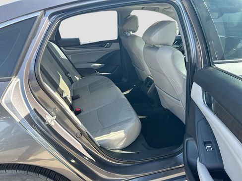 Used 2018 Honda Accord EX-L image 28