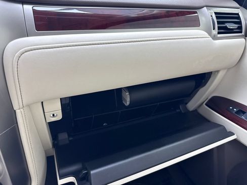 Used 2015 Lexus GX 460 Luxury AWD/4WD image 34