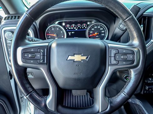 Used 2021 Chevrolet Silverado 2500 LTZ w/ LTZ Premium Package image 12