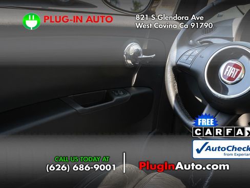 Used 2012 FIAT 500 Lounge w/ Luxury Leather Pkg FWD image 16