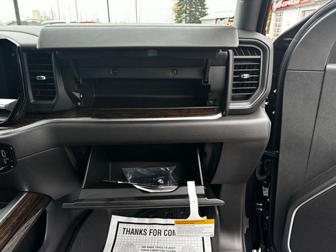 New 2026 GMC Sierra 1500 Elevation image 12