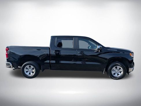 Used 2025 Chevrolet Silverado 1500 LT RWD image 2