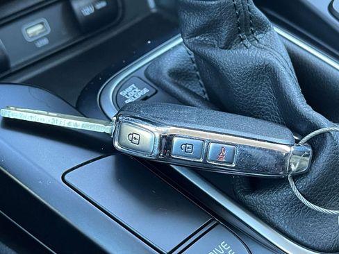 Used 2025 Kia Soul LX w/ LX Technology Package image 22