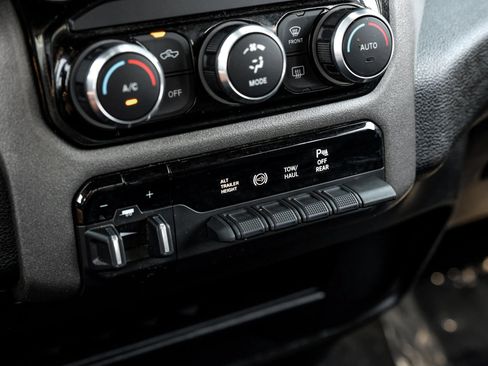 Used 2022 RAM 3500 Tradesman AWD/4WD image 34