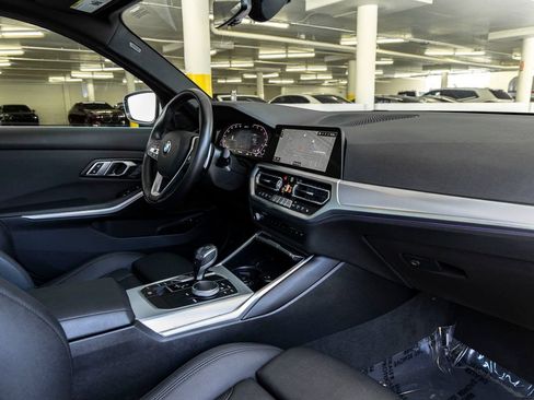Used 2021 BMW 330e RWD image 29