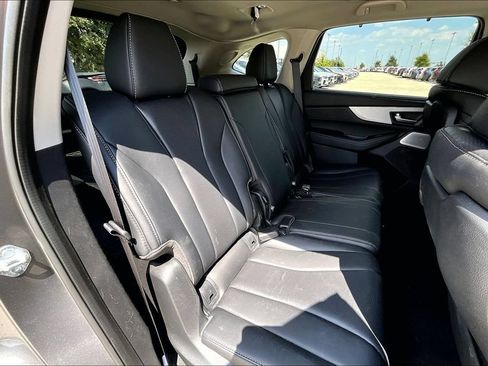 Certified 2026 Acura MDX w/ Technology Package FWD image 32