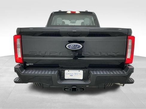 New 2026 Ford F250 4x4 Crew Cab Super Duty image 22