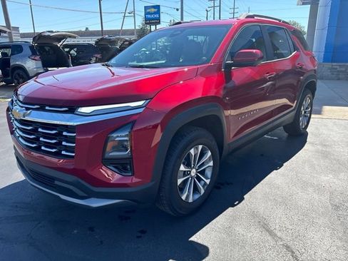 New 2026 Chevrolet Equinox LT w/ Convenience Package II AWD/4WD image 8