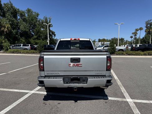 Used 2018 GMC Sierra 1500 Denali w/ Denali Ultimate Package AWD/4WD image 4