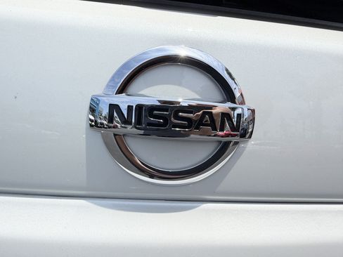Used 2021 Nissan Murano SV FWD image 38