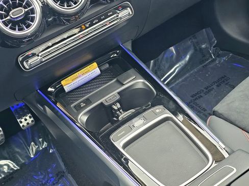 New 2026 Mercedes-Benz GLB 35 AMG 4MATIC image 32