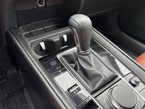 Certified 2025 MAZDA CX-50 2.5 Turbo w/ Premium Plus Pkg image 32