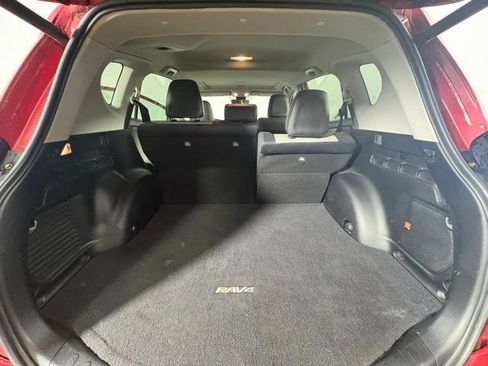 Used 2017 Toyota RAV4 Limited w/ Advanced Technology Package image 17