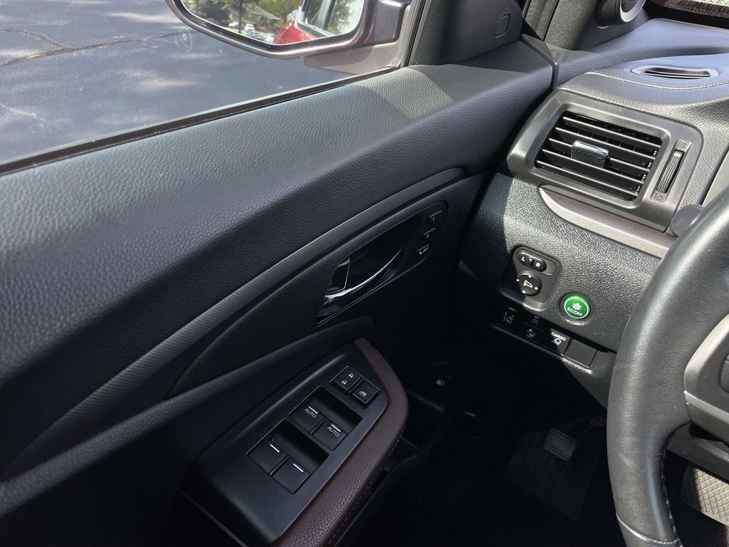 Certified 2024 Honda Ridgeline RTL image 22