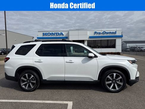 Certified 2025 Honda Pilot Elite image 1