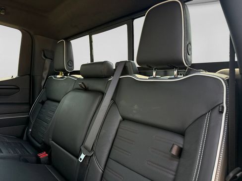 Used 2026 GMC Sierra 1500 AT4X AWD/4WD image 39