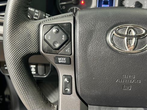 Used 2022 Toyota Tacoma TRD Sport w/ TRD Premium Sport Package RWD image 18