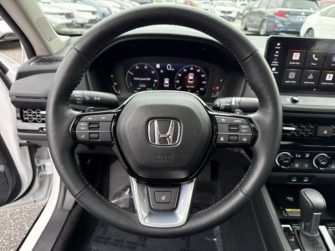 Certified 2025 Honda Accord Touring image 18