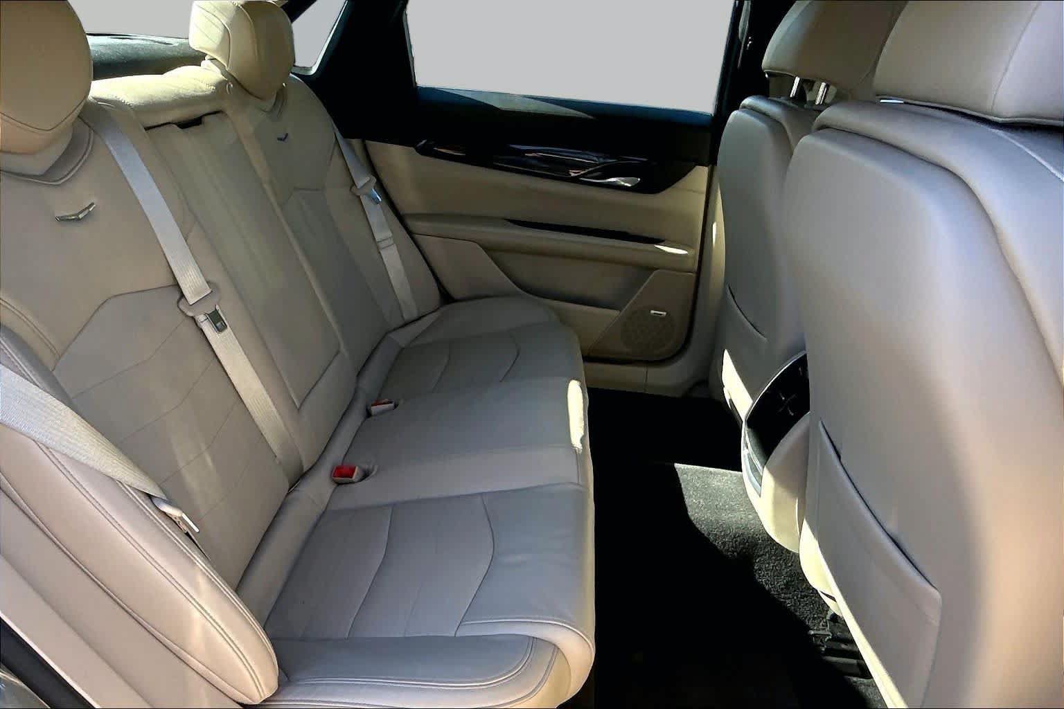 Used 2017 Cadillac CT6 2.0T RWD image 20